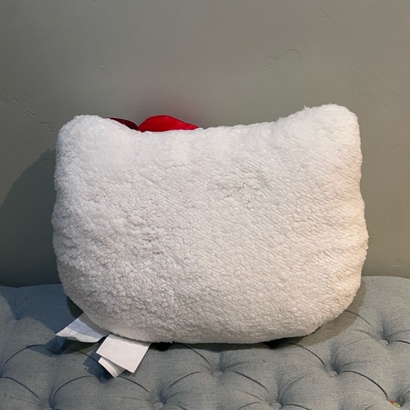 NWTS Hello Kitty Sherpa Pillow With Red Bow Accent. Made By Sanrio. - Picture 4 of 6